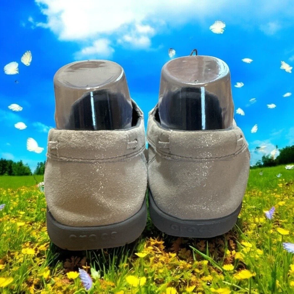 CROCS see pictures